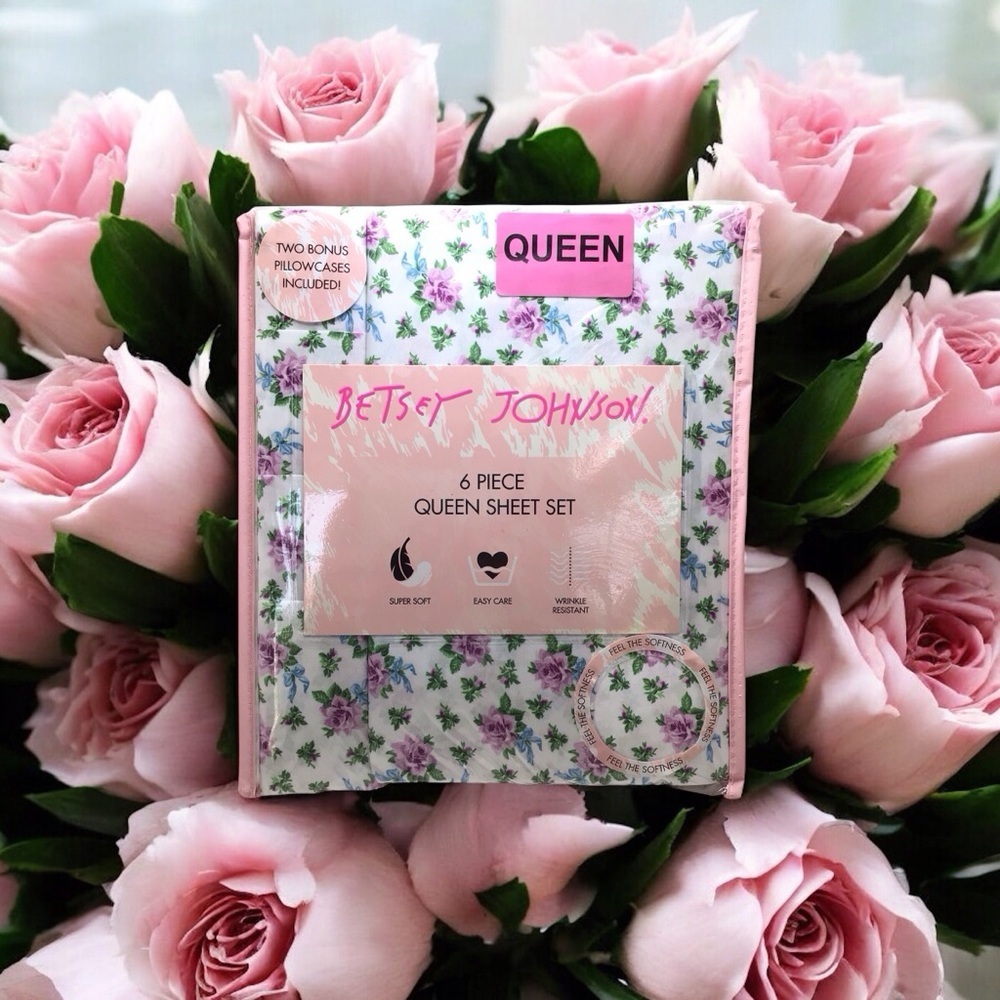 6pc Betsey Johnson Flowers & Bows Purple Print Shabby Chic Queen Sheet Set
